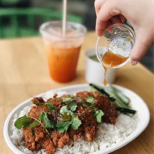 The Crispy Gai - follow @pimchanyum on IG for more reviews