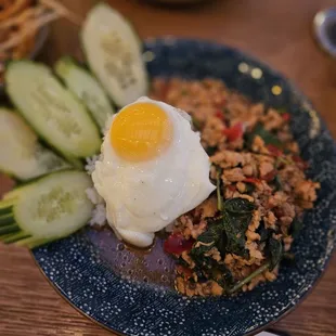 Gai Noi