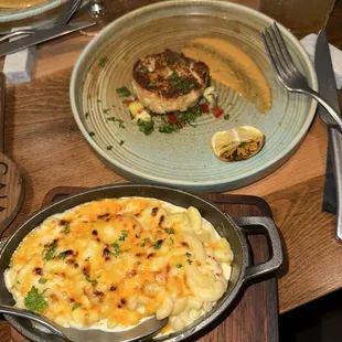 Lobster Mac and cheese And Crab cake