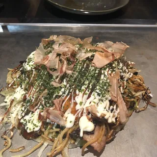 Traditional Hiroshima Style Okonomiyaki