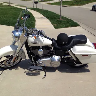 My new 2014 FLD Switchback.