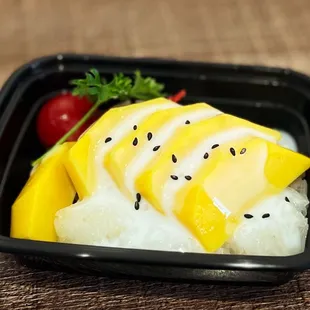 Mango sticky rice