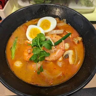 Tom Yum Ramen