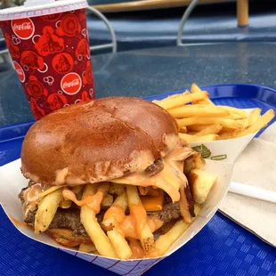 Galactic Style burger, a 2017 secret menu item. Disneyland&apos;s answer to In-n-Out&apos;s animal style burger.