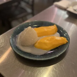 Sweet Sticky Rice with Mango
