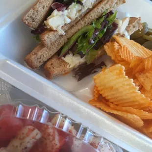 Chiken &amp; cheese sandwich