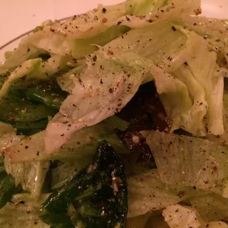 Green Salad with Garlic