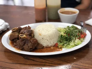 El Castillo Taqueria & Bakery