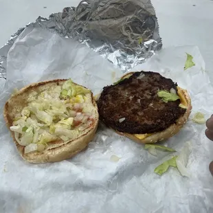 Raggedy a$$ cheeseburger. Never again, I'll pass every time!