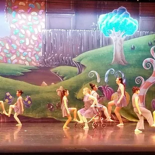 Here's a pic from the contemporary piece from the winter show 2022