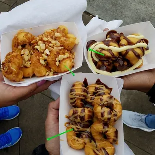 Macadamia Coconut (l), Bavarian Cream &amp; Chocolate (r), PB &amp; Chocolate (front)