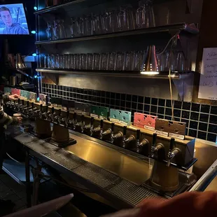 sushi and sashimi, interior