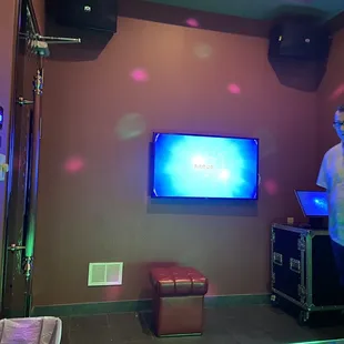 Strobe lights and the tv