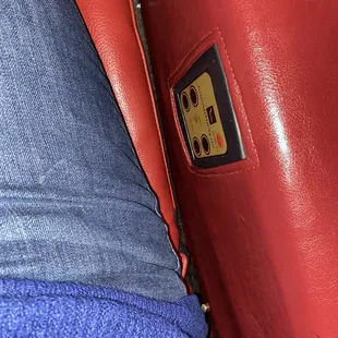 Recliner buttons 12/28/2021