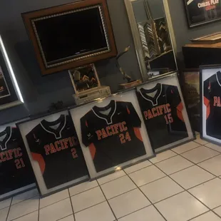 Tradicional Jersey Style Framing