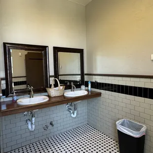 Upstairs bathrooms. Also elevator access for bathrooms.