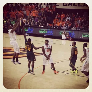 Pokes crushing at GIA