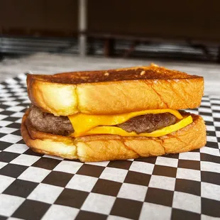 Single Gally Melt Burger