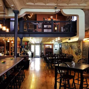 Beautiful and welcoming space