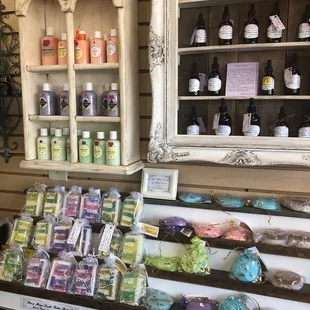 Gallery N Gifts