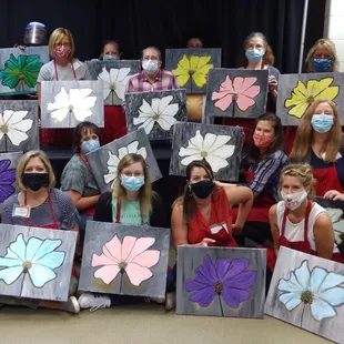 The Gallery is hosted by 25+ multi media artists.  Amazing blown glass, jewelry, paintings, woodworking, quilting, at affordable prices!