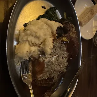 Ribeye w/ mashed potatoes, vegetables a tad too salty for my liking.