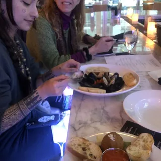 Mussels & Clams