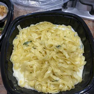Fettuccine Alfredo