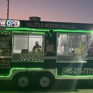 Food truck off Sahara