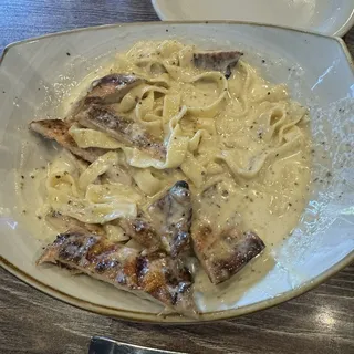 FETTUCHINI ALFREDO