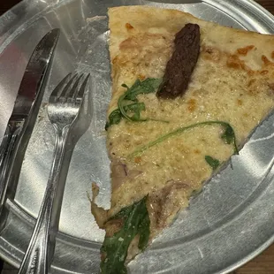 Steak and Bleu Pizza