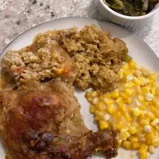 Wednesday special: chicken &amp; dressing | IG: @jojuane