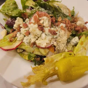 Get the Della Casa salad.. trust me.