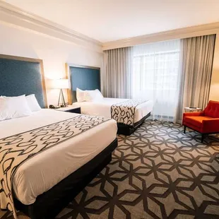 East Tower Queen Queen