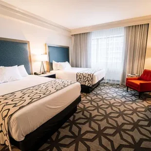 East Tower Queen Queen