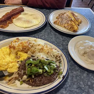 a variety of breakfast foods