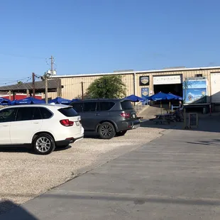 6/15/20. Monday evening. A little quality family time at the brewery. Snacks. Beer. Playtime. Right on. Exterior. View from parking lot.