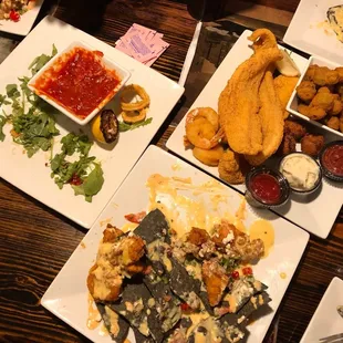 Calamari, shrimp and fish, nachos