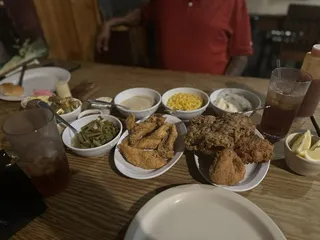 Belle's Chicken Dinner House