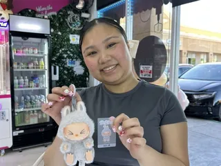 Kiss By Monster Mini Golf