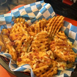 Waffle cheese fries