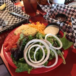 This is a side salad!!! It&apos;s huge!