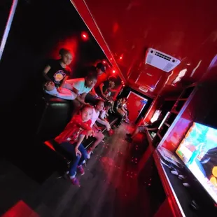 GamerBus gaming trailer