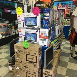 8/31/17-Getting ready for Labor Day sale