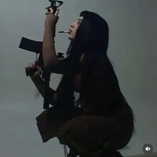 Kat M.