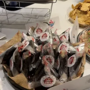 Mushroom chicken onigir