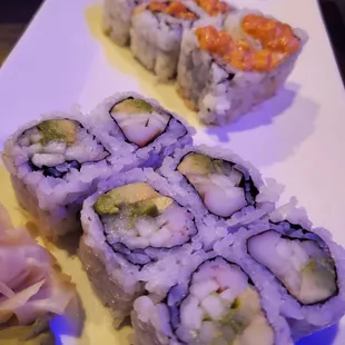 California roll &amp; spicy salmon roll