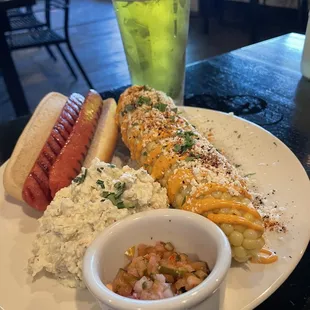 food, hot dogs, sandwich, hot dog