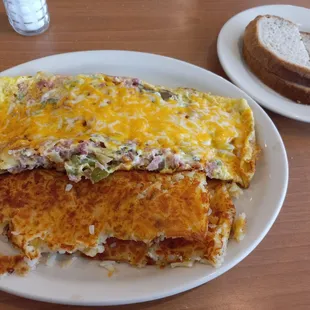 Yummy Western Omlette w/ Rye Toast...