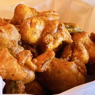 chicken wings and fried chicken, food